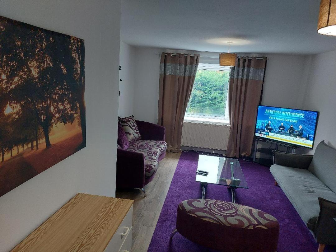 Superb 2 Bedroom Flat, Sleeps 6 Croydon Luaran gambar